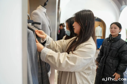 1713158366753790.png image.png